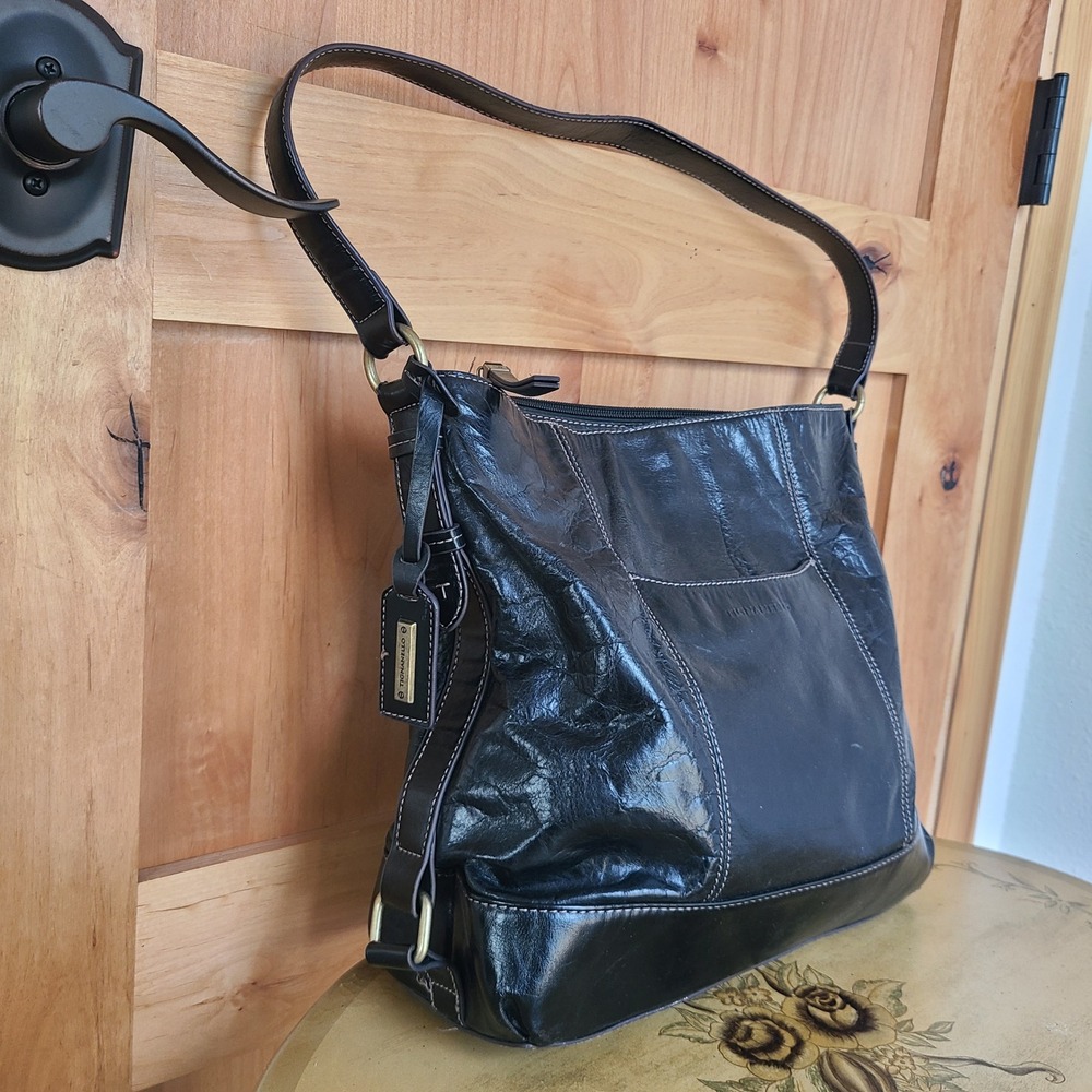 Tignanello Black Leather Shoulder Bag‎ Minimalist Retro 90s Classic Logo Charm - Picture 2 of 11